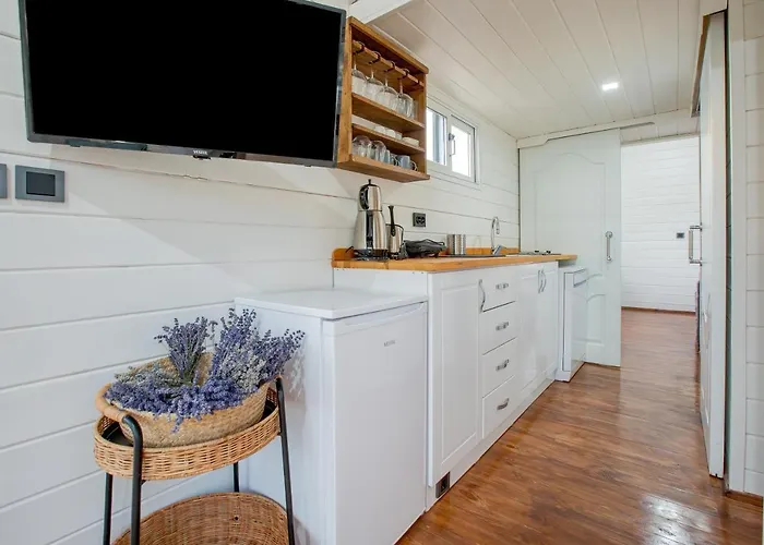 Urlachi Ciftligi * 乌尔拉