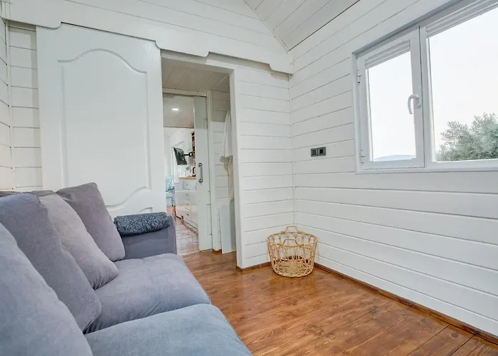 Urlachi Ciftligi Urla