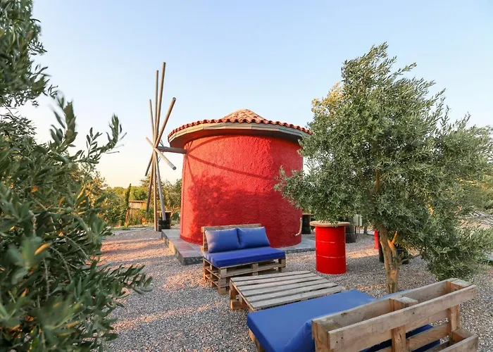 Urlachi Ciftligi Urla